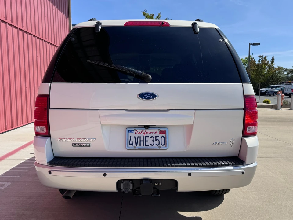 2002 Ford Explorer 3rd Gen - Image 18 of 31