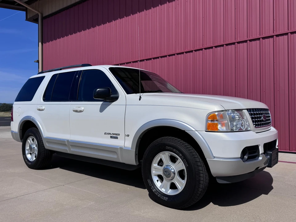 2002 Ford Explorer 3rd Gen - Image 26 of 31