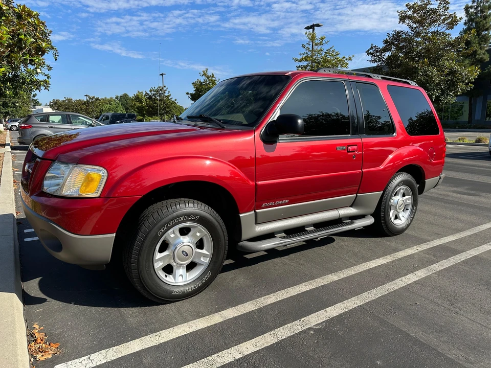 2002 Ford Explorer 3rd Gen - Image 9 of 31