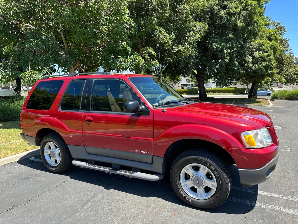 2002 Ford Explorer 3rd Gen - Image 16 of 31