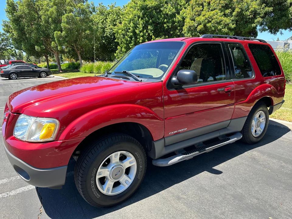 2002 Ford Explorer 3rd Gen - Image 8 of 31