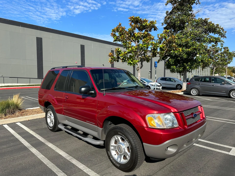 2002 Ford Explorer 3rd Gen - Image 19 of 31