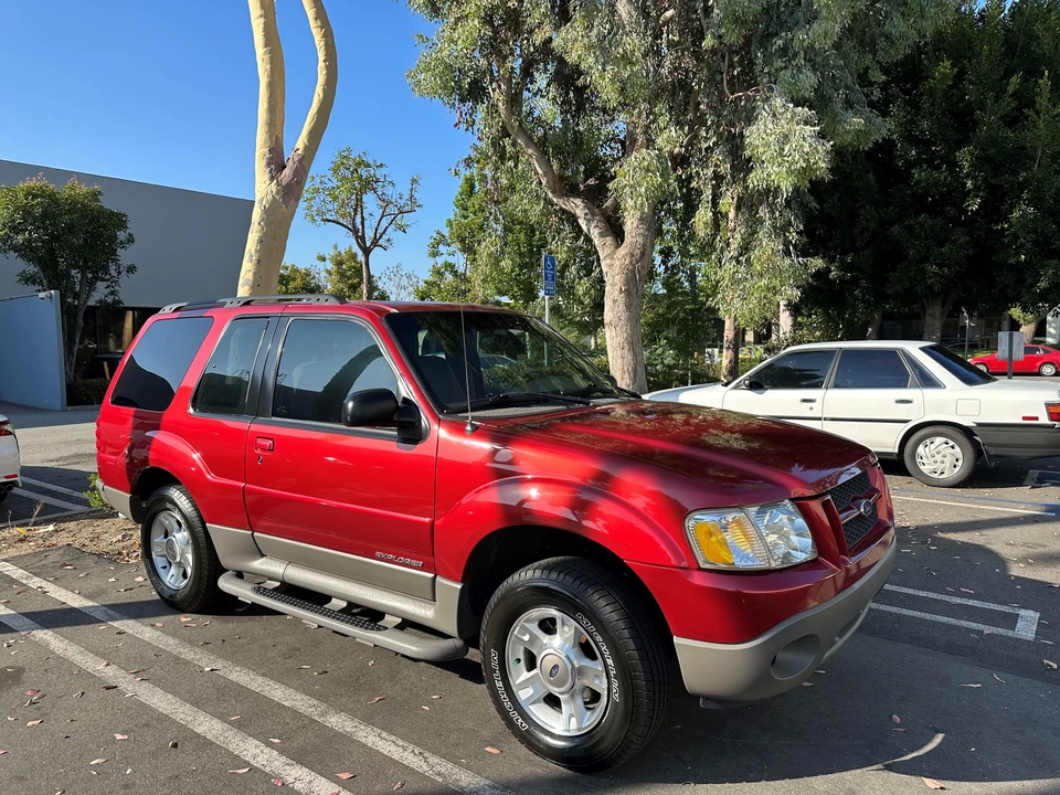 2002 Ford Explorer 3rd Gen - Image 18 of 31