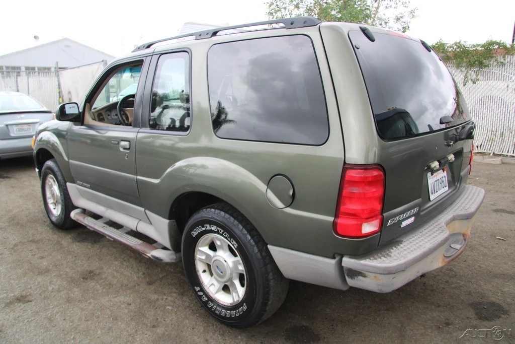 2002 Ford Explorer 2nd Gen - Image 5 of 21