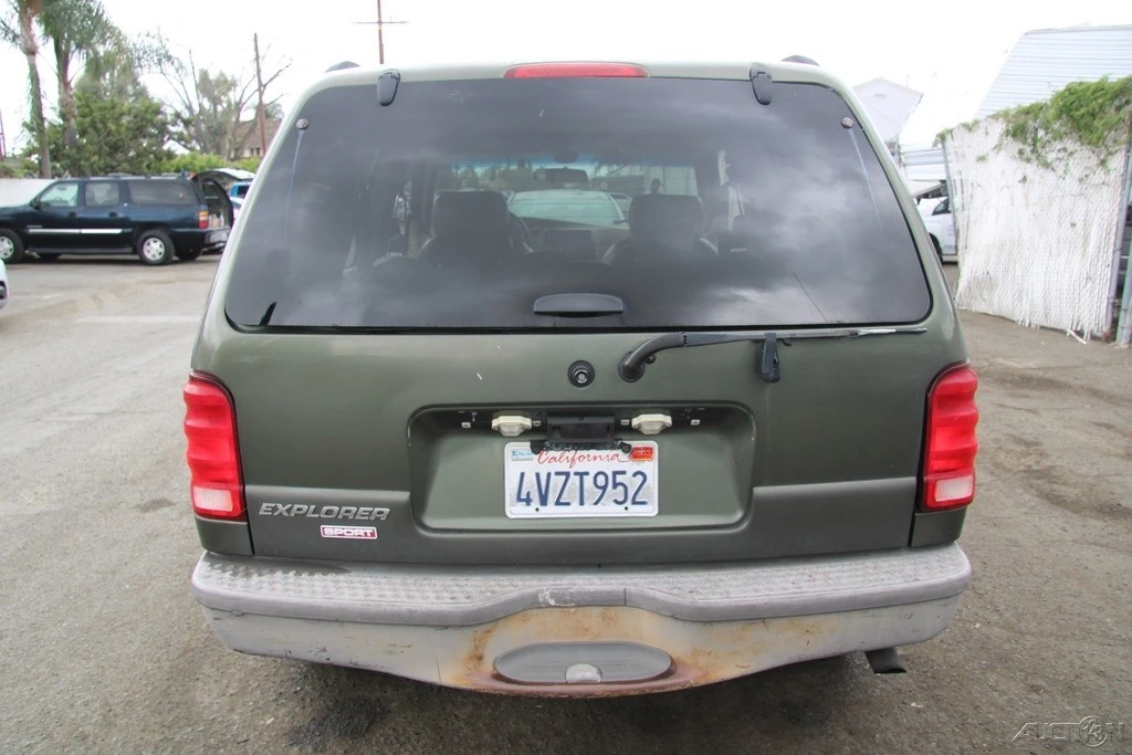 2002 Ford Explorer 2nd Gen - Image 6 of 21