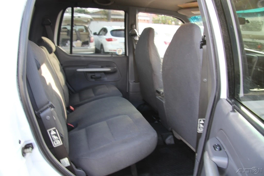 2002 Ford Explorer Sport Trac - Image 20 of 21