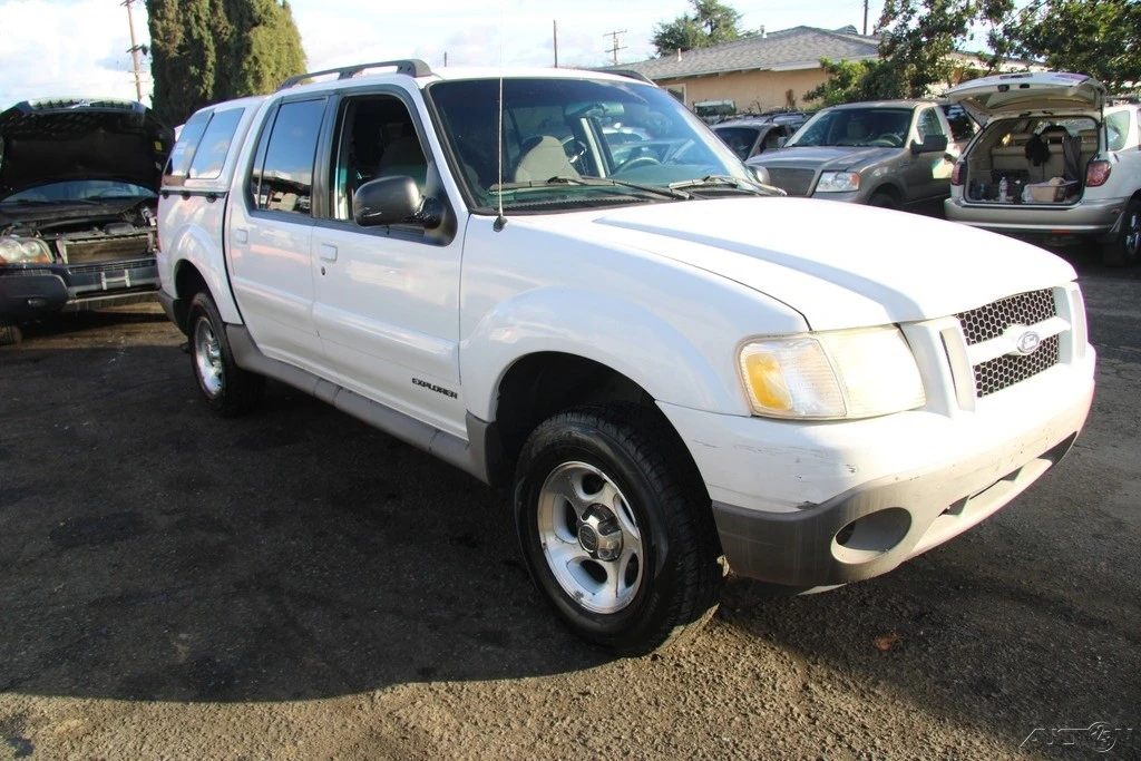 2002 Ford Explorer Sport Trac - Image 2 of 21