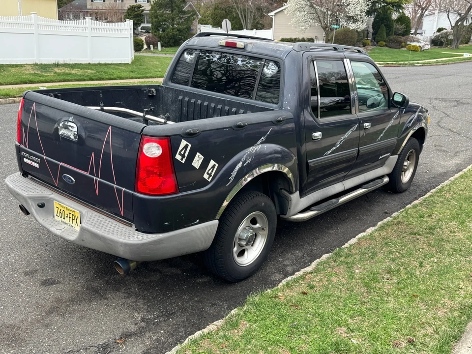 2002 Ford Explorer Sport Trac - Image 5 of 13