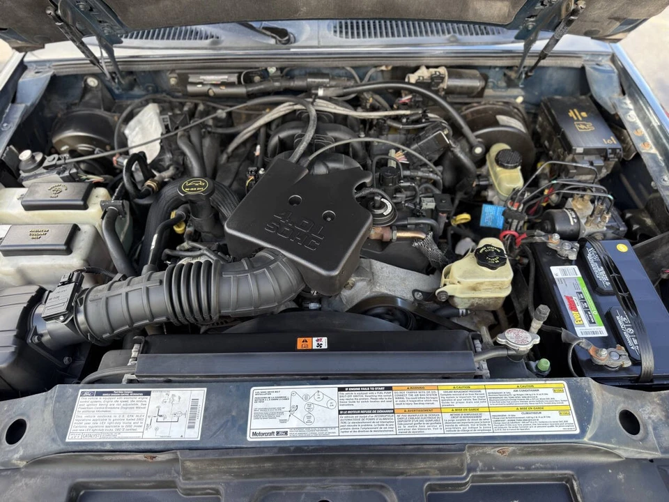2002 Ford Explorer 2nd Gen - Image 26 of 28