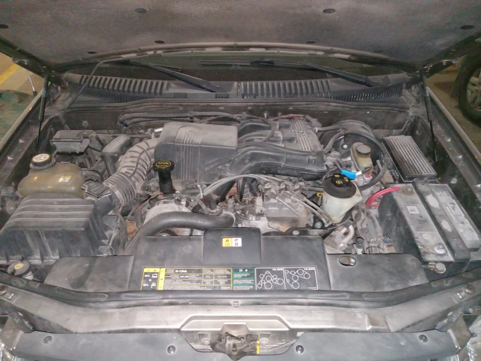 2002 Ford Explorer 3rd Gen - Image 15 of 20
