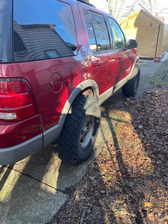 2002 Ford Explorer 3rd Gen - Image 3 of 8