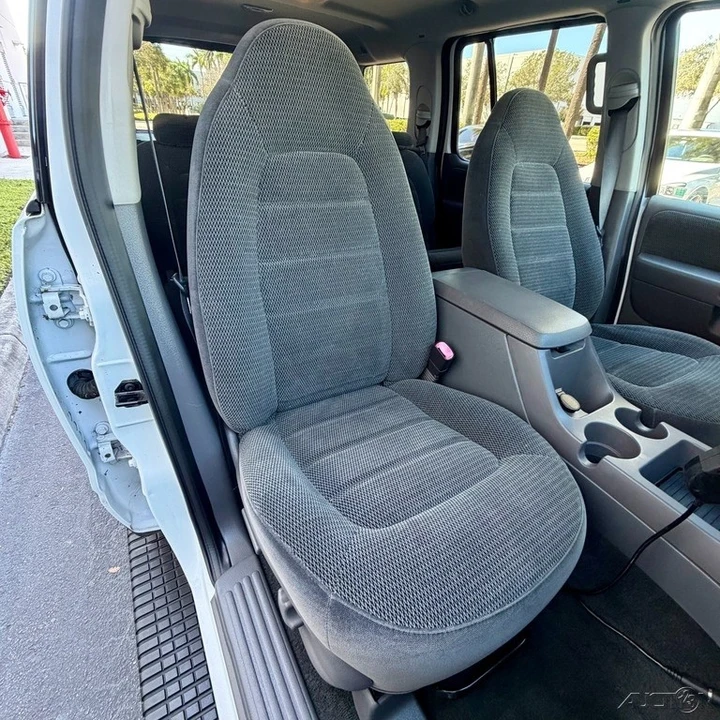 2002 Ford Explorer 3rd Gen - Image 18 of 21