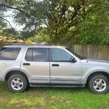 2002 Ford Explorer XLT Sport Utility 4D