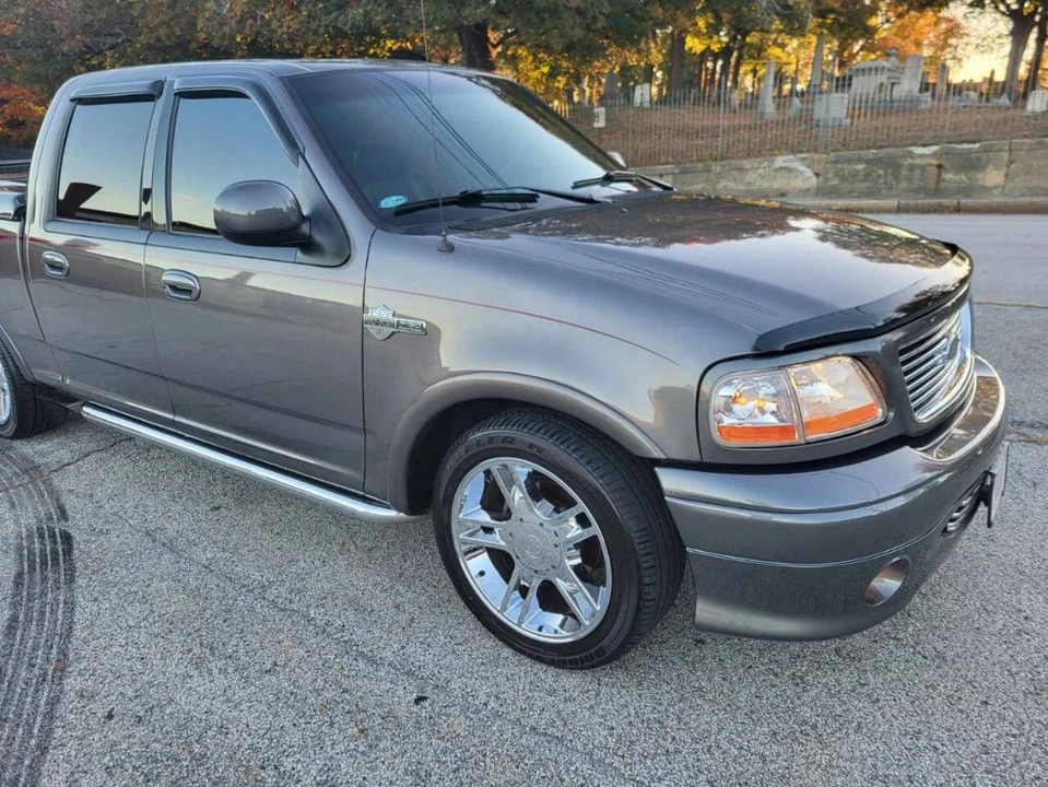 2002 Ford F-150 10th Gen - Image 2 of 17