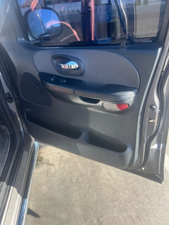 2002 Ford F-150 10th Gen - Image 6 of 10