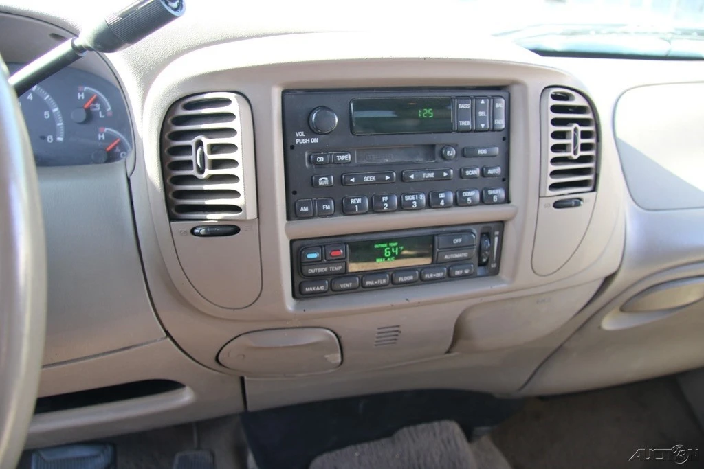 2002 Ford F-150 10th Gen - Image 16 of 21