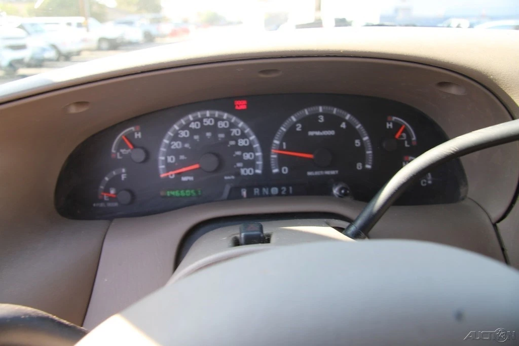 2002 Ford F-150 10th Gen - Image 14 of 21