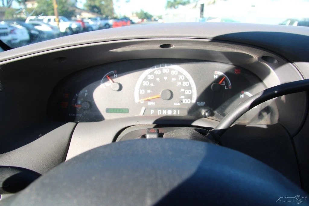 2002 Ford F-150 10th Gen - Image 14 of 21
