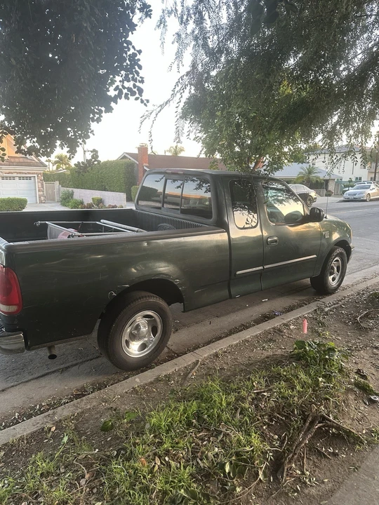 2002 Ford F-150 10th Gen - Image 4 of 23