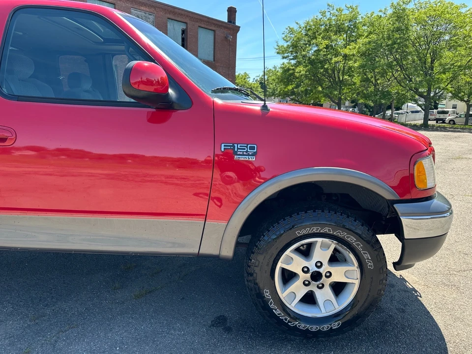 2002 Ford F-150 10th Gen - Image 24 of 31
