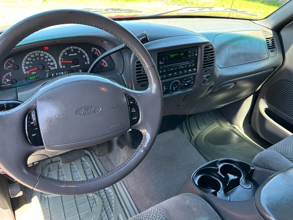 2002 Ford F-150 10th Gen - Image 20 of 31