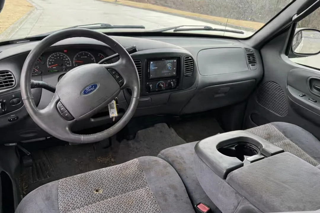 2002 Ford F-150 10th Gen - Image 3 of 8