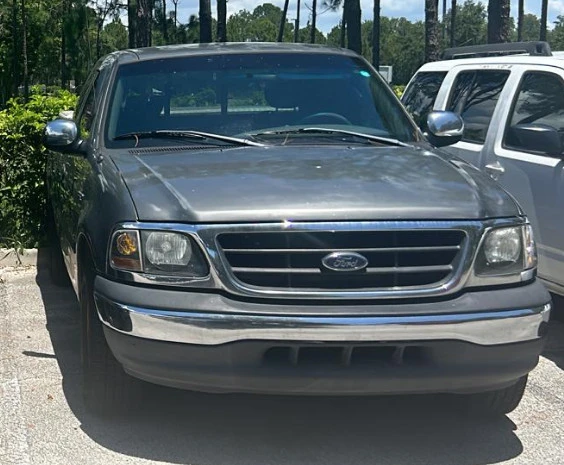2002 Ford F-150 10th Gen - Image 2 of 8