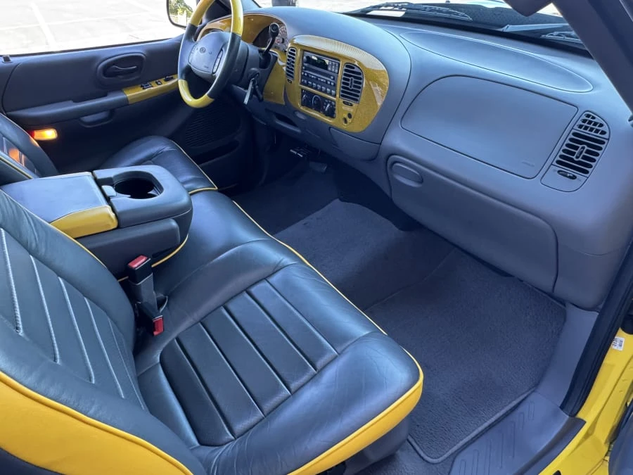 2002 Ford F-150 10th Gen - Image 8 of 13