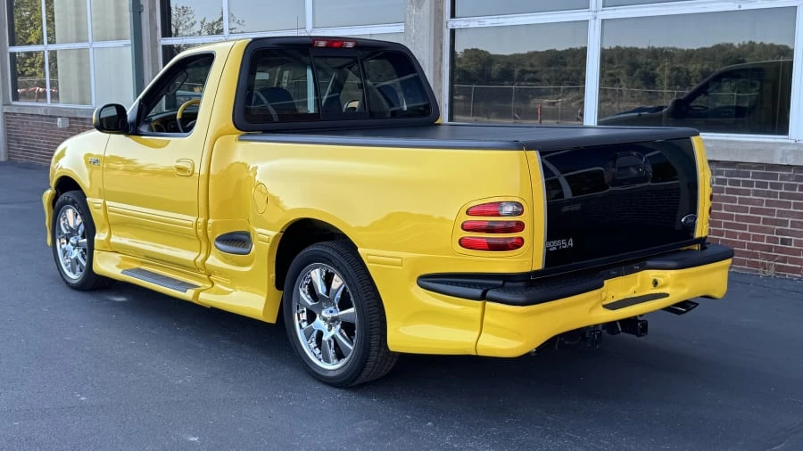 2002 Ford F-150 10th Gen - Image 3 of 13