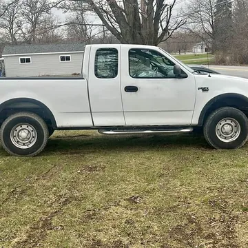 2002 Ford F-150 FX2 Pickup 4D 5 1/2 ft