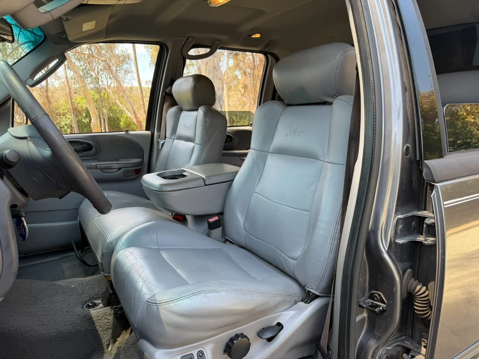 2002 Ford F-150 10th Gen - Image 16 of 30