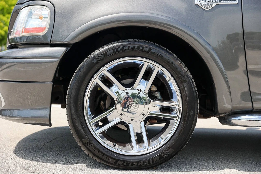 2002 Ford F-150 10th Gen - Image 28 of 31