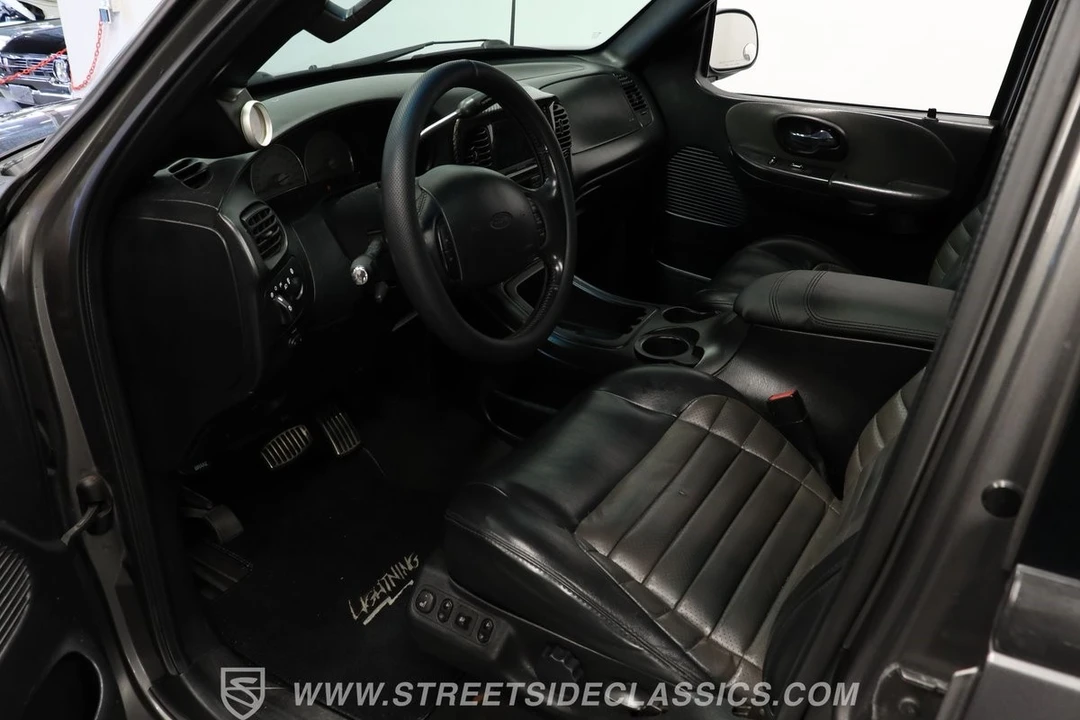 2002 Ford F-150 10th Gen - Image 5 of 12