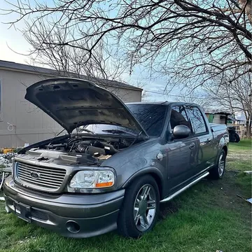 2002 Ford F-150 Harley-Davidson 4D