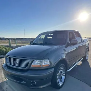 2002 Ford F-150 Harley-Davidson 4D