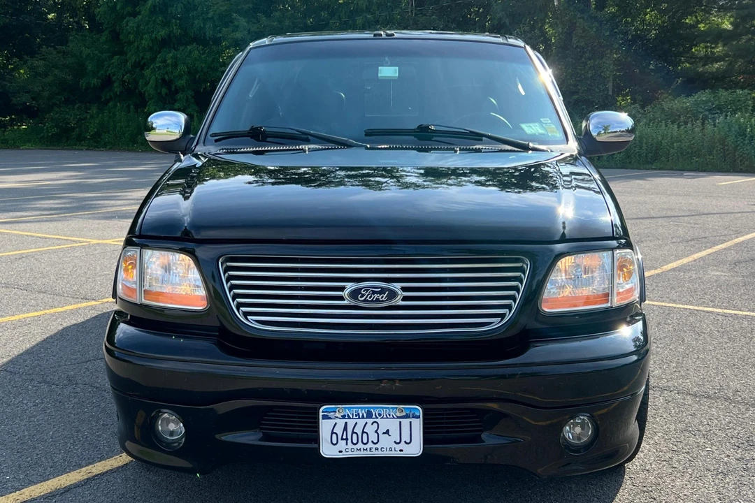 2002 Ford F-150 10th Gen - Image 2 of 31