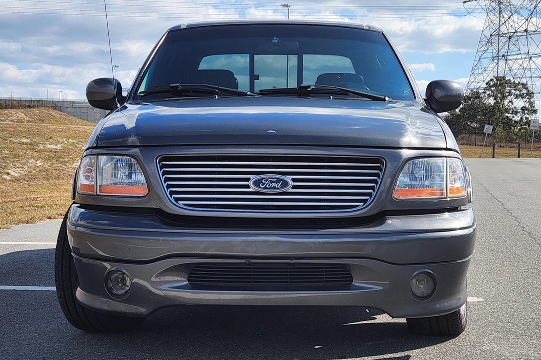 2002 Ford F-150 10th Gen - Image 2 of 31
