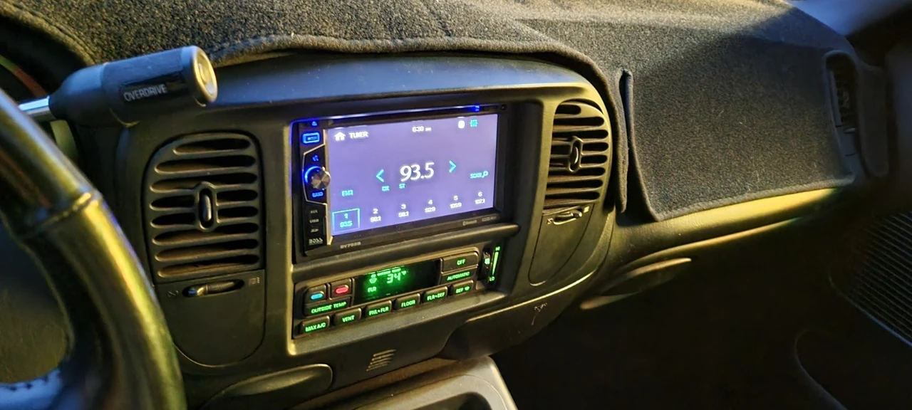 2002 Ford F-150 10th Gen - Image 8 of 15