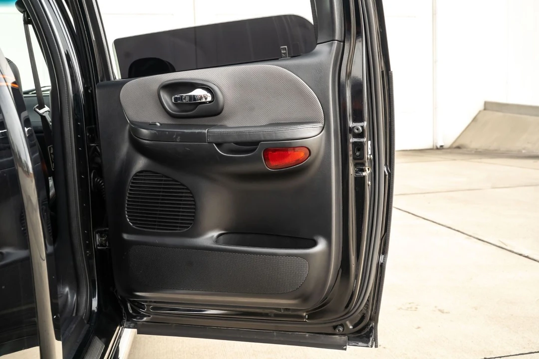 2002 Ford F-150 10th Gen - Image 25 of 31