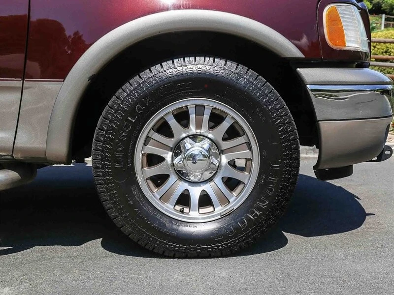 2002 Ford F-150 10th Gen - Image 15 of 21