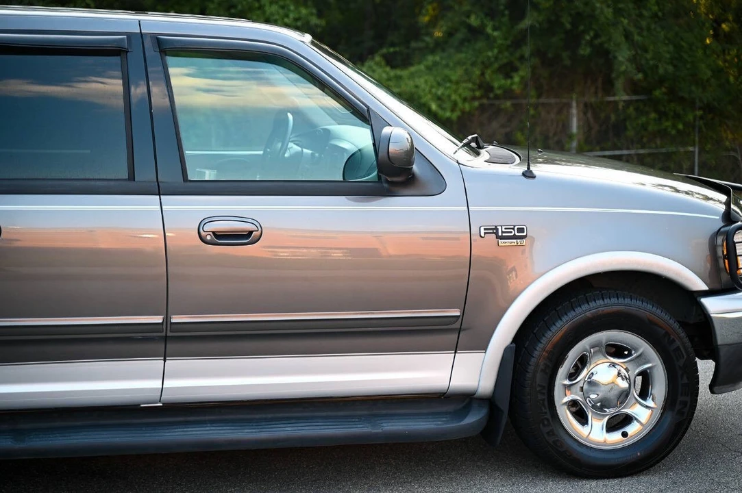 2002 Ford F-150 10th Gen - Image 16 of 31