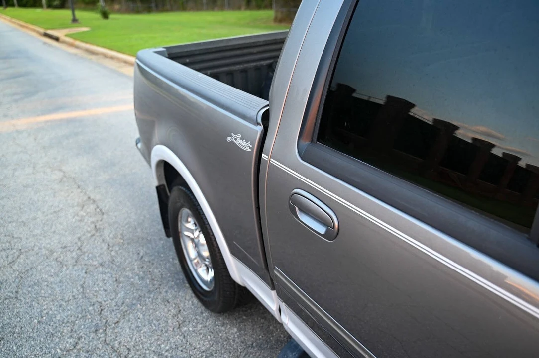 2002 Ford F-150 10th Gen - Image 23 of 31