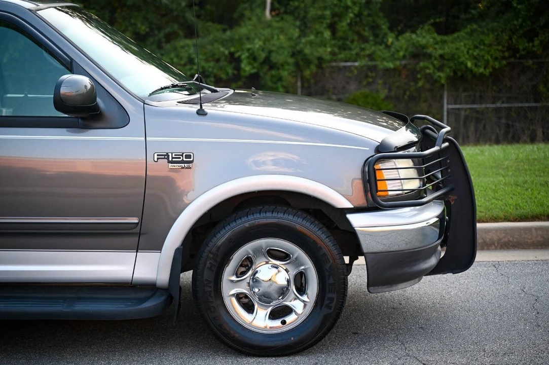 2002 Ford F-150 10th Gen - Image 17 of 31