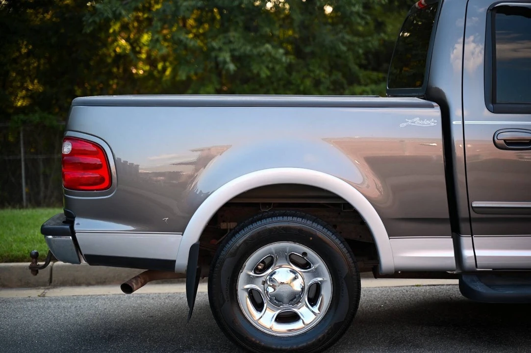 2002 Ford F-150 10th Gen - Image 14 of 31
