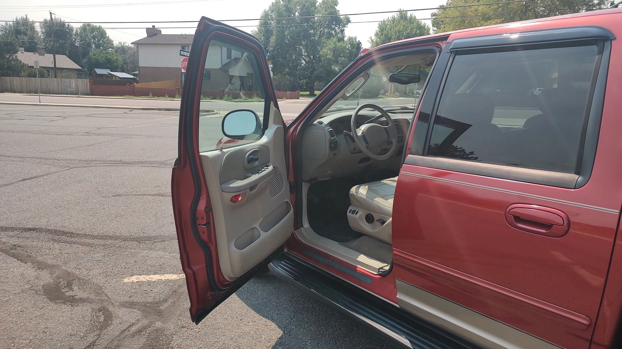2002 Ford F-150 10th Gen - Image 20 of 31