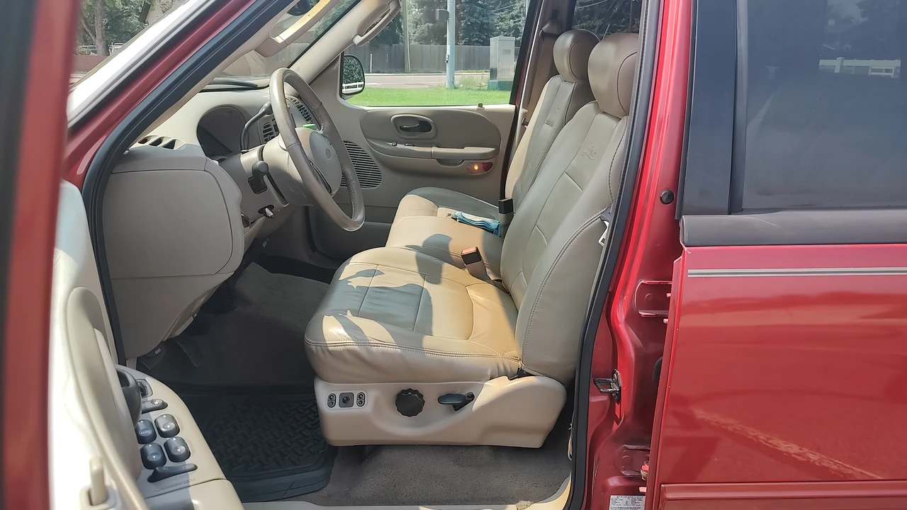2002 Ford F-150 10th Gen - Image 22 of 31