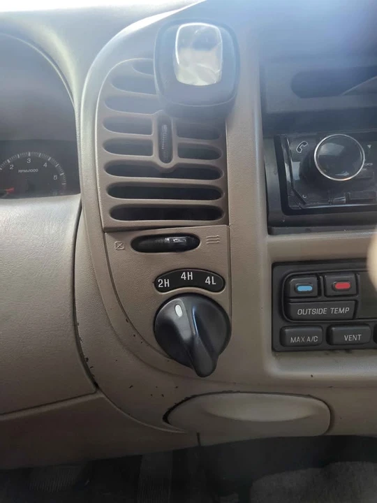 2002 Ford F-150 10th Gen - Image 7 of 17