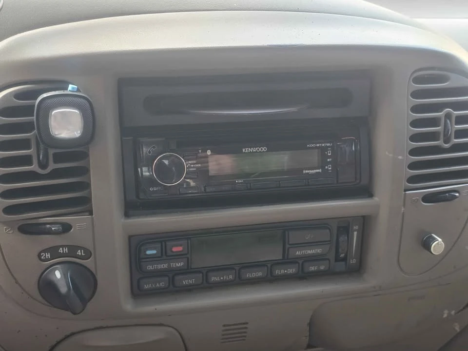 2002 Ford F-150 10th Gen - Image 11 of 17