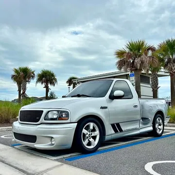2002 Ford F-150 Lightning
