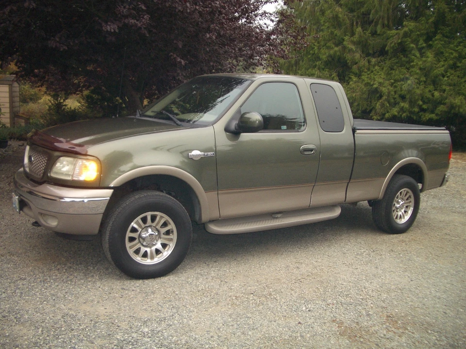 2002 Ford F-150 10th Gen - Image 2 of 31